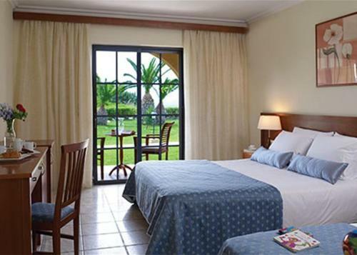 Hotel Atlantica Porto Bello Beach