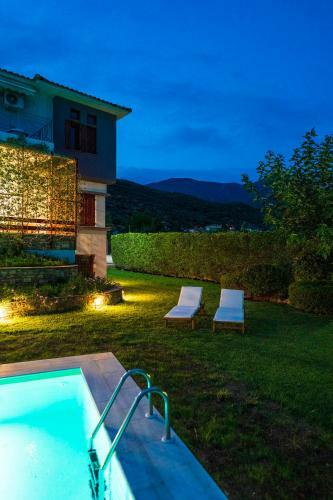 Chariklia's House With Private Pool