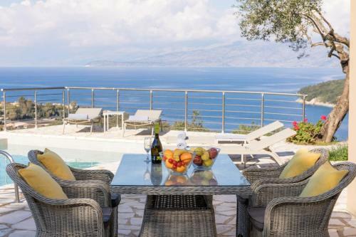 Villa Yellow Stone By Rodostamo Hotel