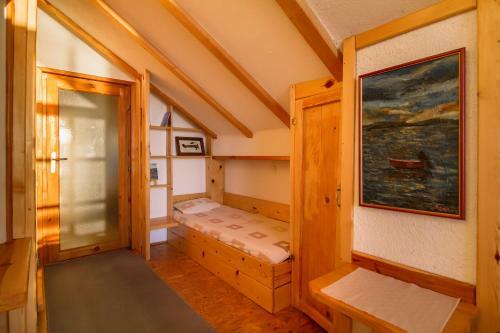 Hostal Robinson Sunset Guest House