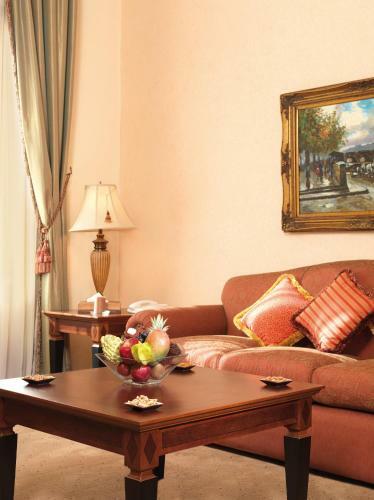 Le Patio Boutique Hotel Downtown