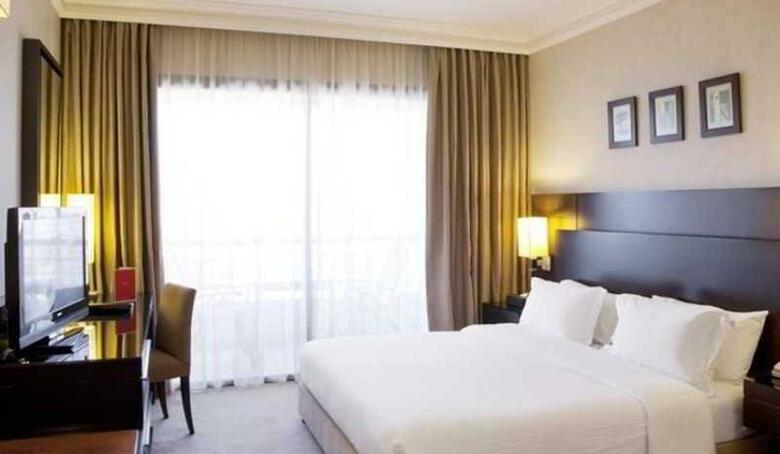 Hotel Ramada Plaza Beirut Raouche