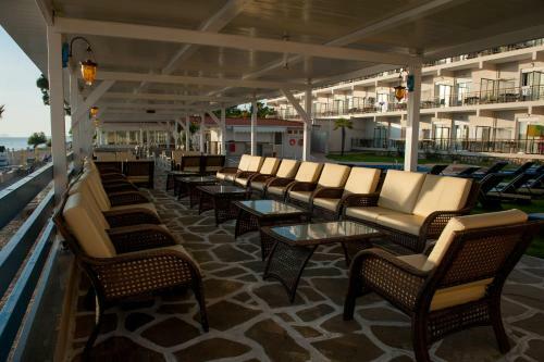 Hanioti Grandotel Hotel