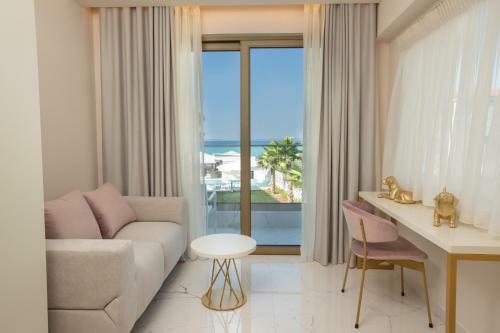 Laguna Resort Boutique Hotel