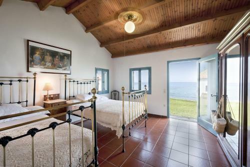 Chlomos Villa Sleeps 16 With Pool And Wifi