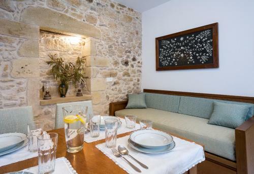 Agarathos Deluxe Homes Kaliviani