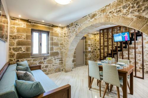 Agarathos Deluxe Homes Kaliviani