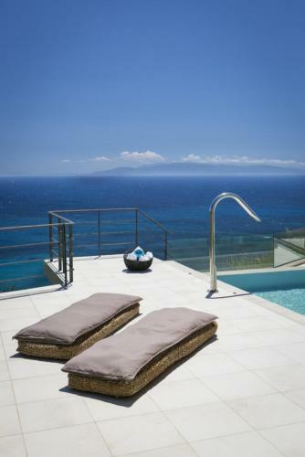 Kleismata Villa Sleeps 10 Pool Air Con Wifi