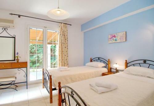 Kleismata Villa Sleeps 5 With Pool And Air Con