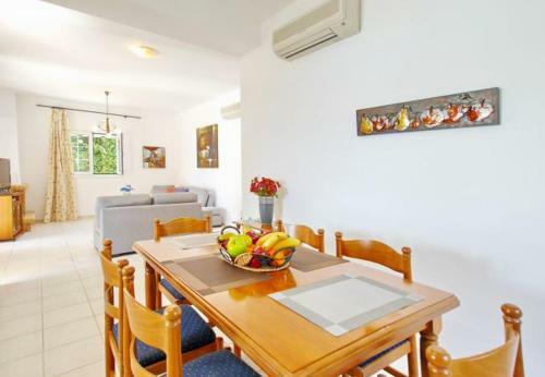 Kleismata Villa Sleeps 5 With Pool And Air Con