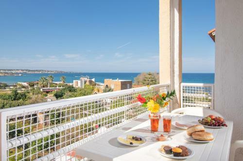 Charming Apartment With View To The Aegean Sea