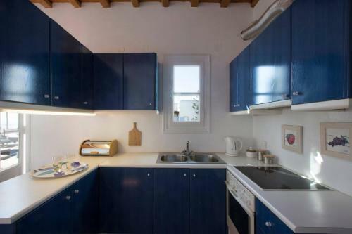 Psarrou Villa For 10 Guests, Stunning Sea Views