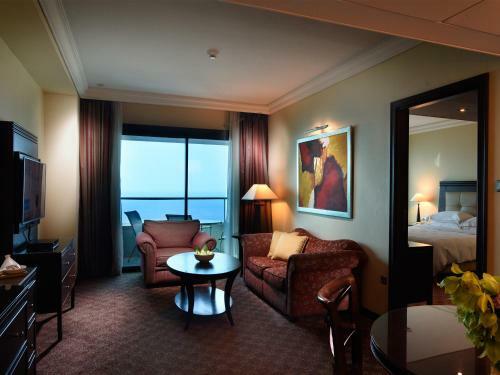 Hotel Raouche Arjaan By Rotana