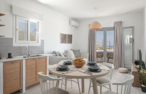 Naxos Infinity Villa And Suites