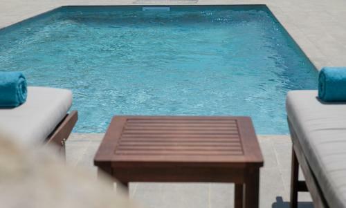 Naxos Infinity Villa And Suites