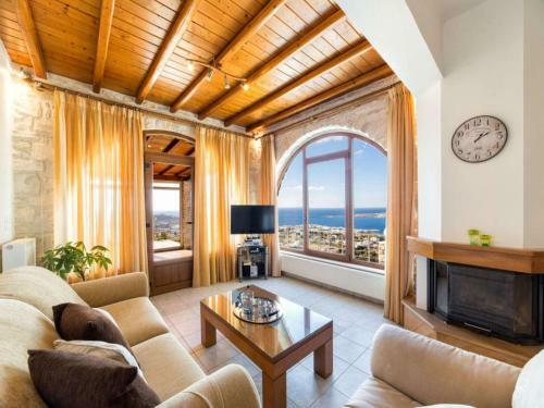 Elegant Villa In Paros With Veranda And Balcony