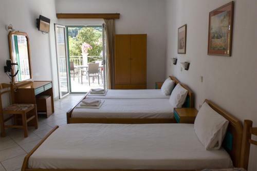 Hostal Aliki Studios