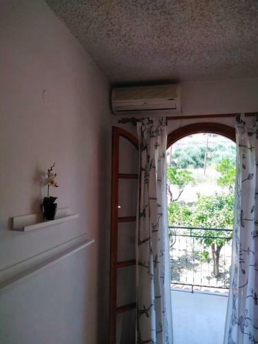 ?otel Della