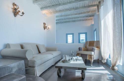 Luxury Paros Villa Sea View Villa Private Pool 4 Bdr Tserdakia