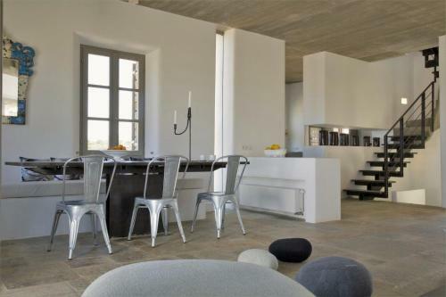 Platinum Paros Villa Villa Duette 6 Bedrooms Beachfront Makria Miti