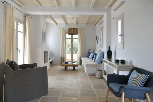 Luxury Paros Villa Villa Aethra Beautiful Serene Glisidia