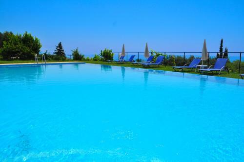 Apartamento Studios With Pool "adonis"
