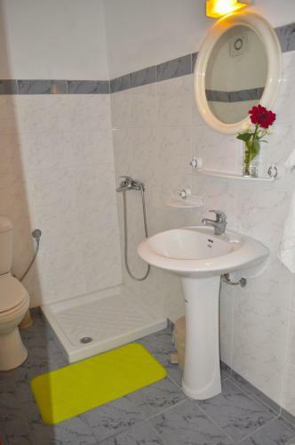 Apartamento Studios With Pool "adonis"