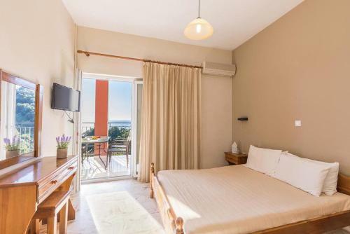 Apartments In Pelekas Beach With Pool Adonis