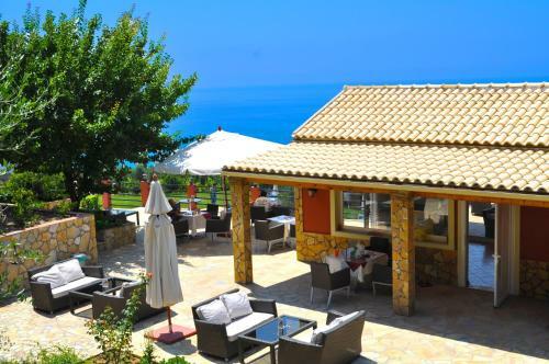 Apartments In Pelekas Beach With Pool Adonis
