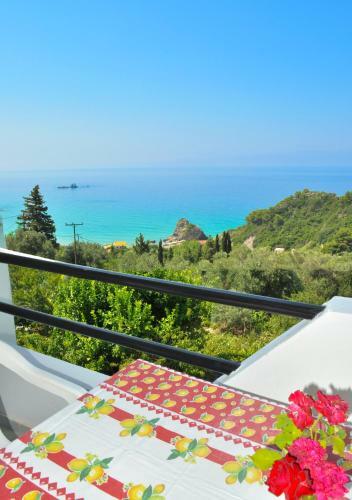 Apartments In Pelekas Beach With Pool Adonis