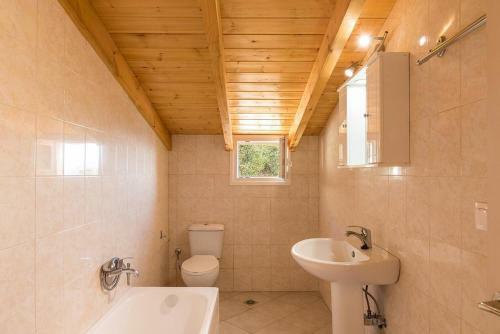Loft Apartment Adonis In Pelekas Beach With Pool