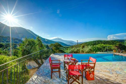 Perachori Villa Sleeps 4 Pool Air Con Wifi