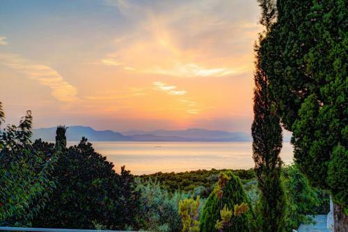 Perachori Villa Sleeps 4 Pool Air Con Wifi T604840