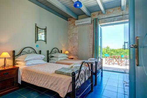 Perachori Villa Sleeps 4 Pool Air Con Wifi T604840