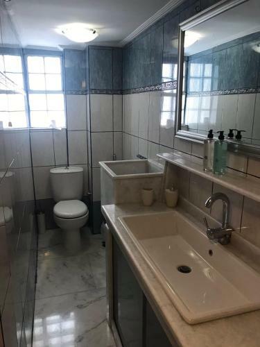 Apartamento Neoclassical House In Central Piraeus