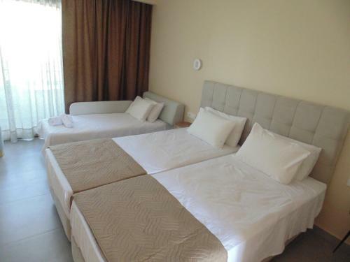 Apartamento Paradise Hotel & Bar