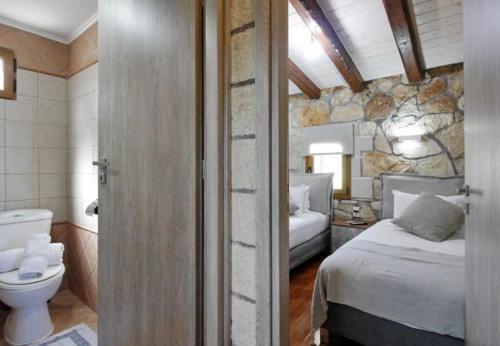 Samonas Villa Sleeps 4 With Pool And Air Con