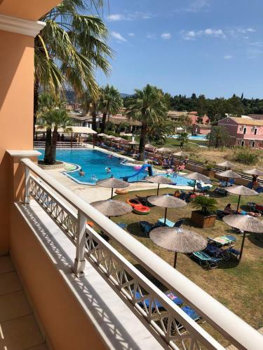 Lagoon Hotel & Apartments