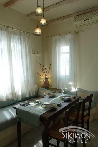 Traditional Apartment In Kastro