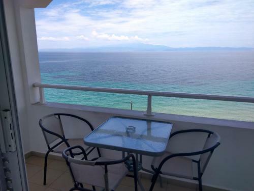 Apartamento Karantola Studios Kallirachi