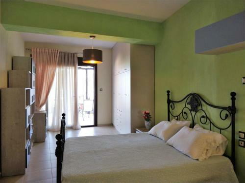 Luxury Townhouse And Town Apartment