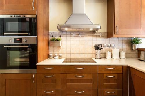 Luxury Townhouse And Town Apartment