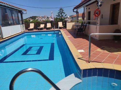 Hotel Taxiarchis Apartments