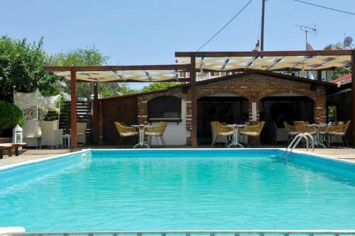 Yialis Apartments Borsalino