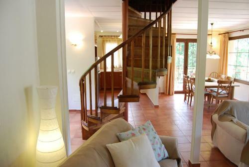 Great Skiathos Villa Three Bedroom Villa Apartment Peaceful Setting Skiathos