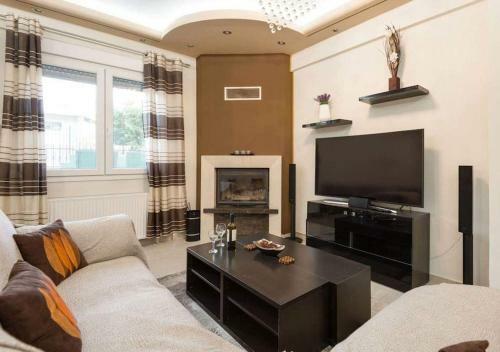 Apartamento Socrates & Froso's Lovely Maisonette