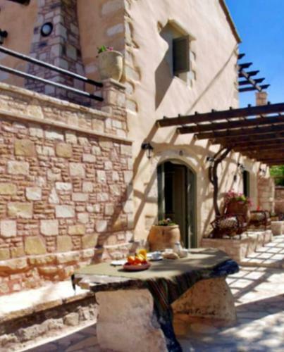 Villa Irilena, For Up To 10 People