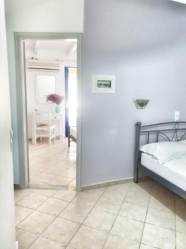 Hostal Orange Apartments