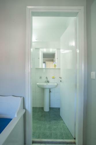 Hostal Orange Apartments