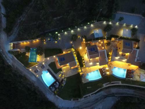 Theathalatta Villa Helios